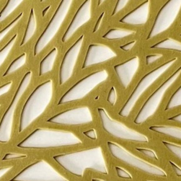 NEW Ten Golden Circular Lacy Placemats - Picture 8 of 8